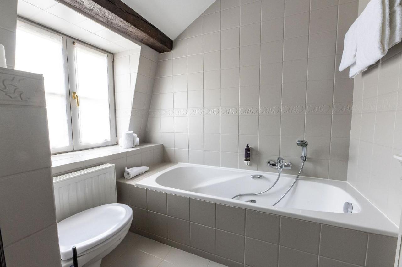 Hotel Lea - Maison Caerdinael Durbuy Bagian luar foto